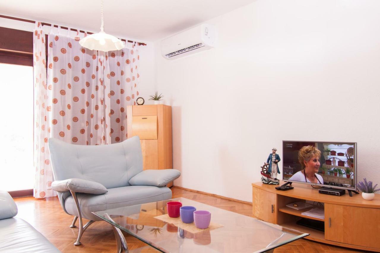 Nadalina Apartment Kaštel Stari Exterior foto