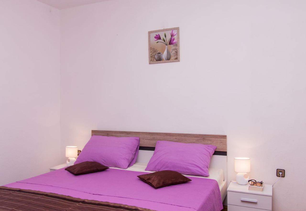 Nadalina Apartment Kaštel Stari Exterior foto